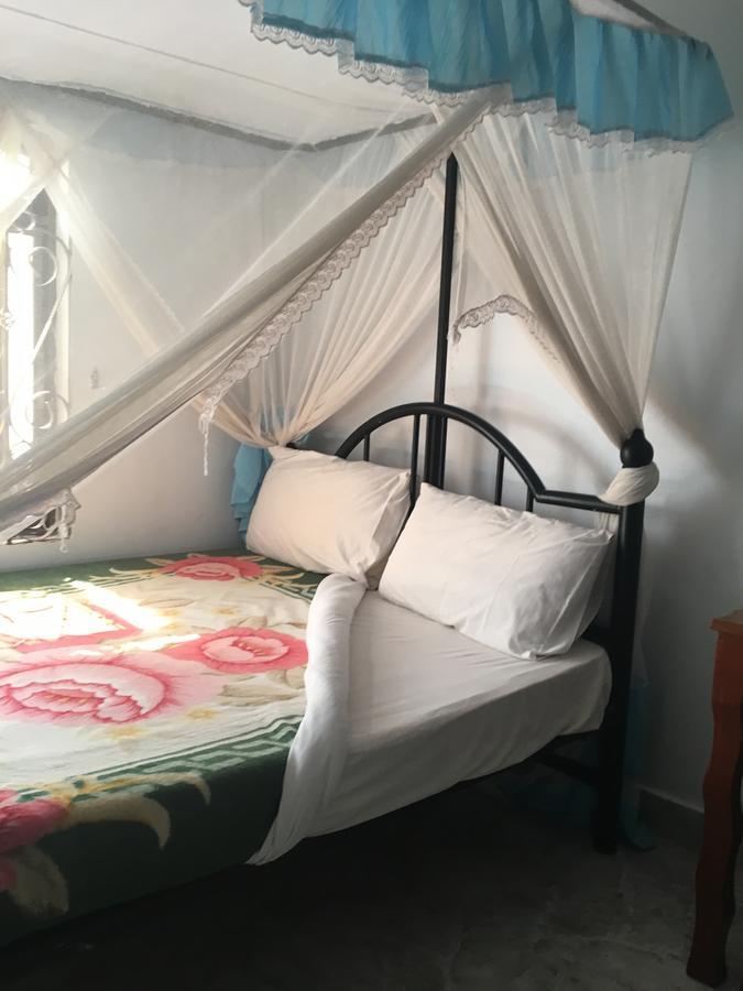 Kutetere Motel Arusha Bagian luar foto