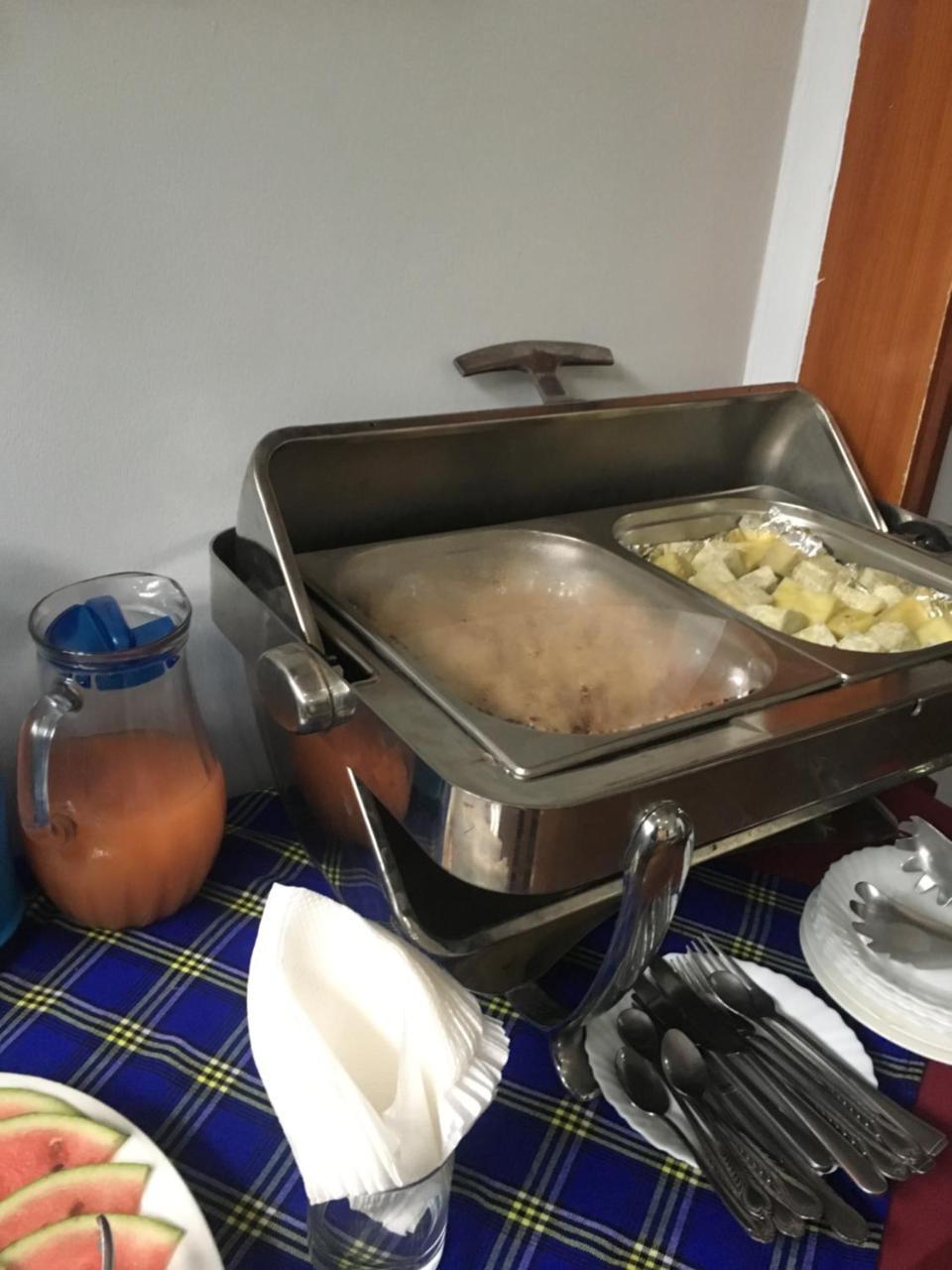 Kutetere Motel Arusha Bagian luar foto